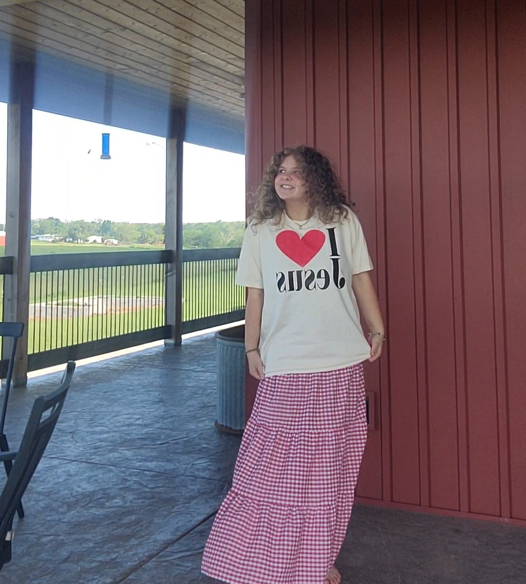 I ❤ Jesus tee