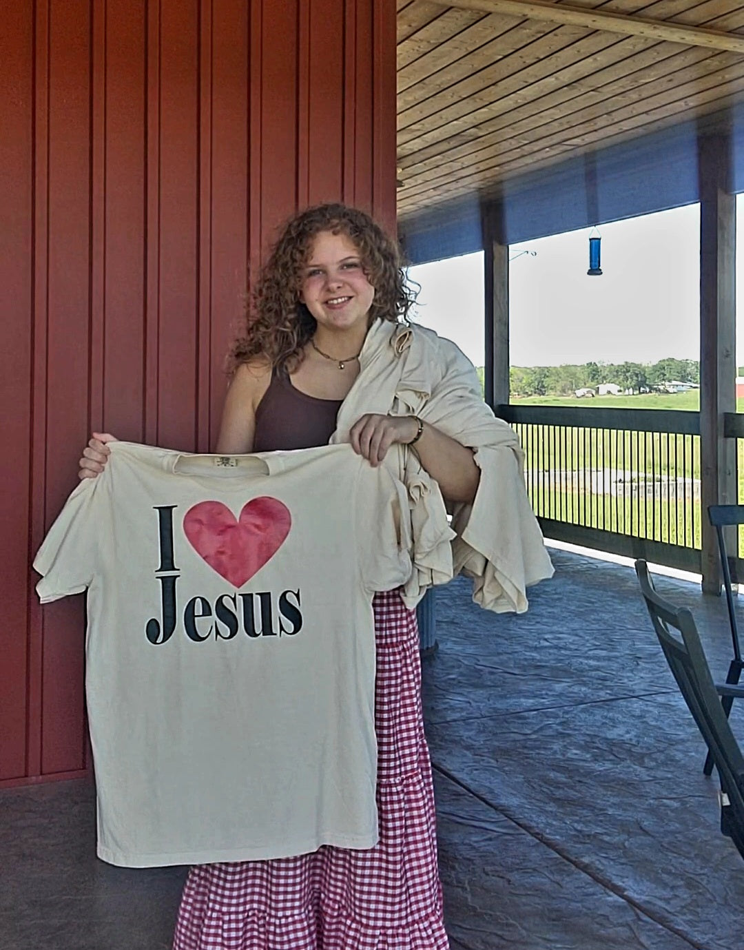 I ❤ Jesus tee