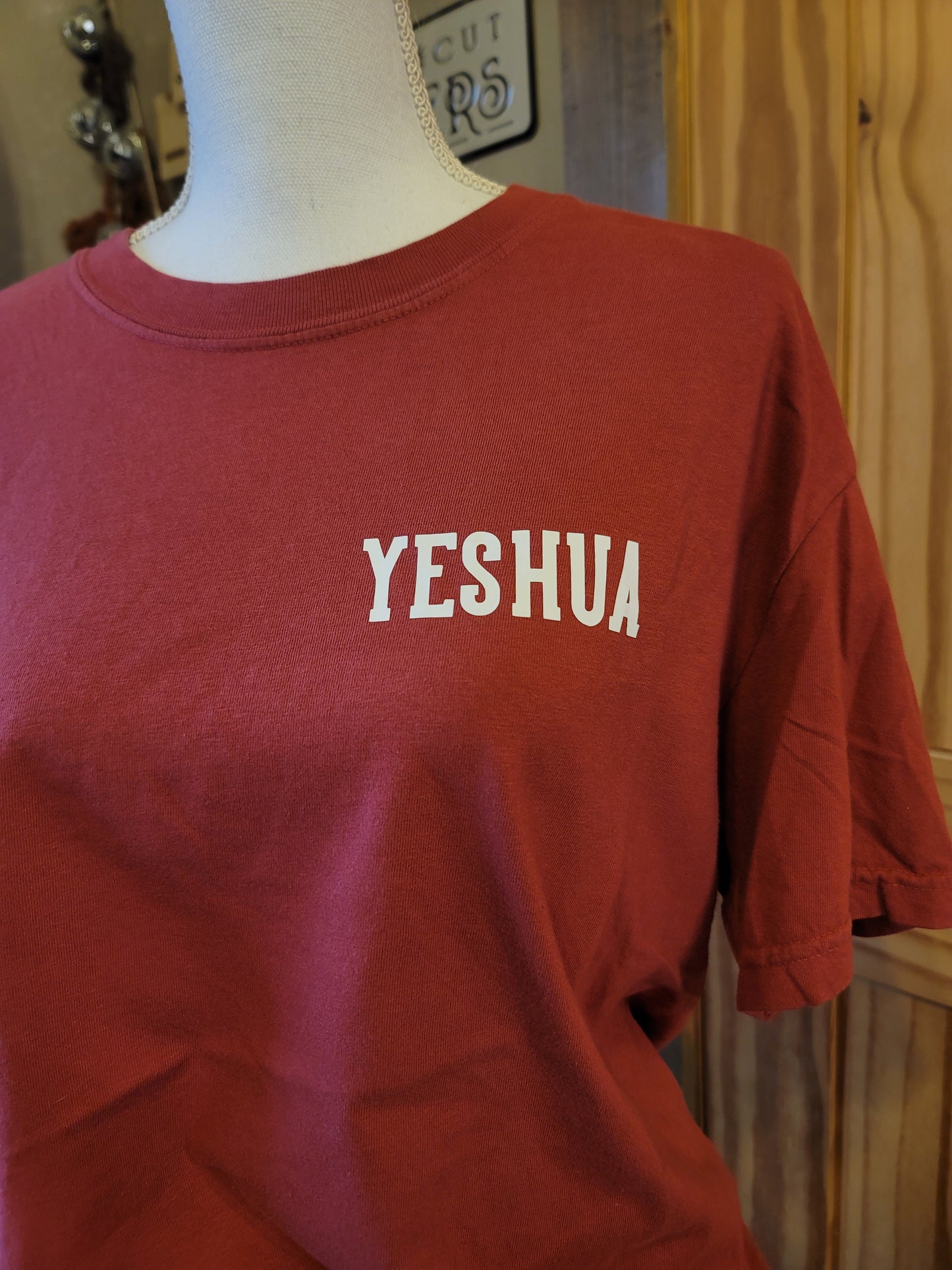 Yeshua tee