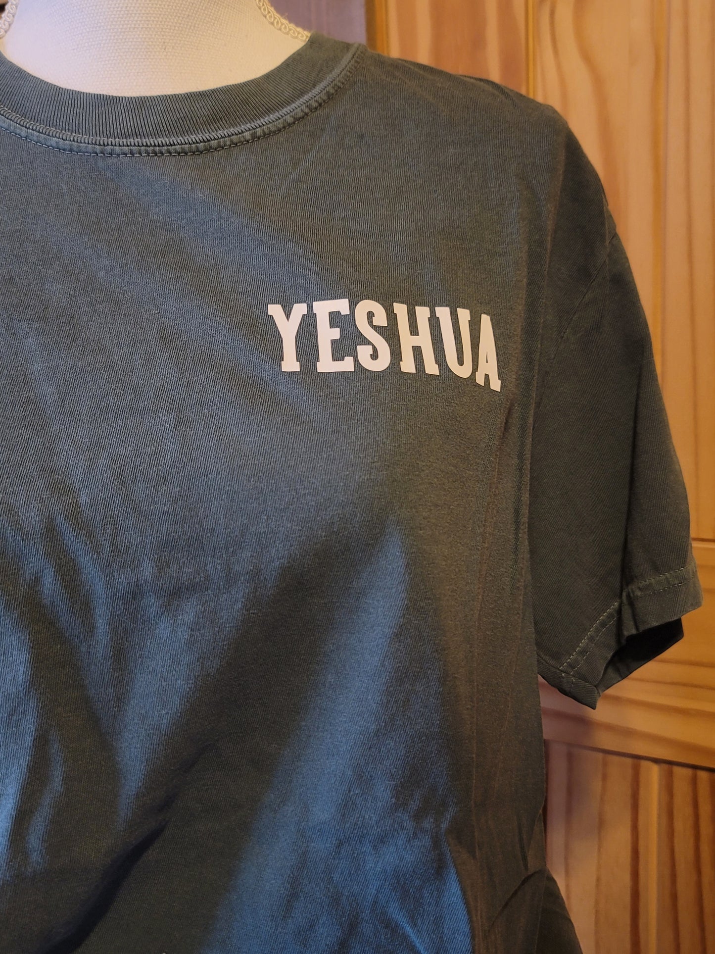 Yeshua tee