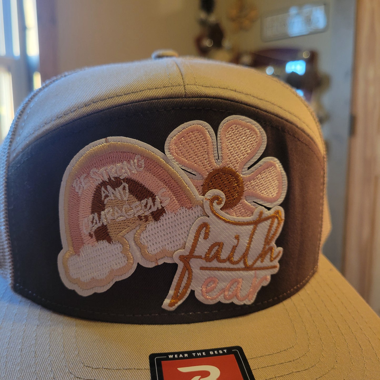 Faith>Fear hat