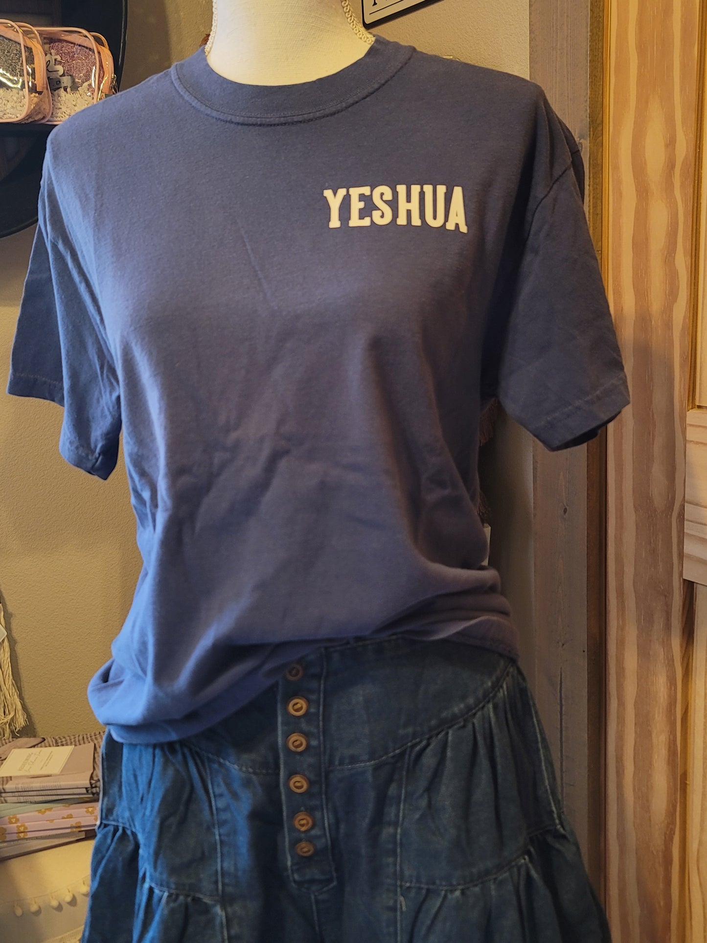 Yeshua tee